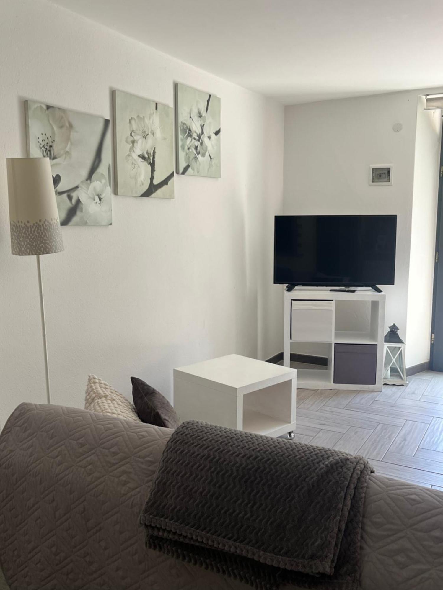 דירות קנרו ריביירה Casa Madama מראה חיצוני תמונה